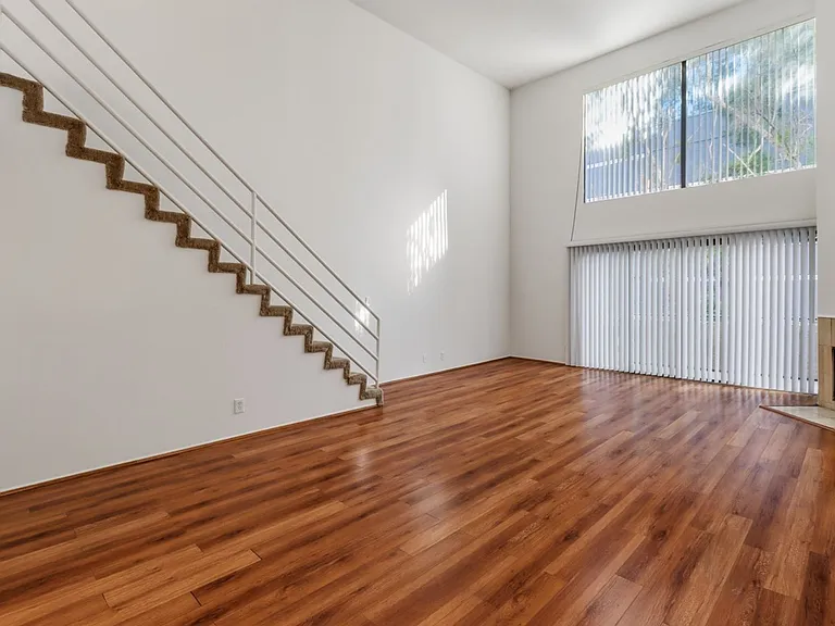 1619 S Bentley Ave — Photo 3