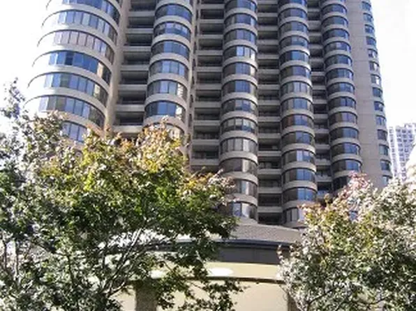 330 East 38th Street image 14 of 14