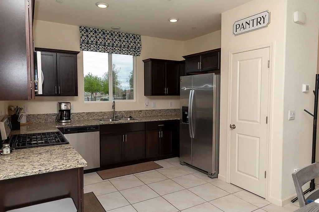 314 Shafer Ave — Photo 3