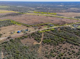 124 County Road 164, George West, TX 78022