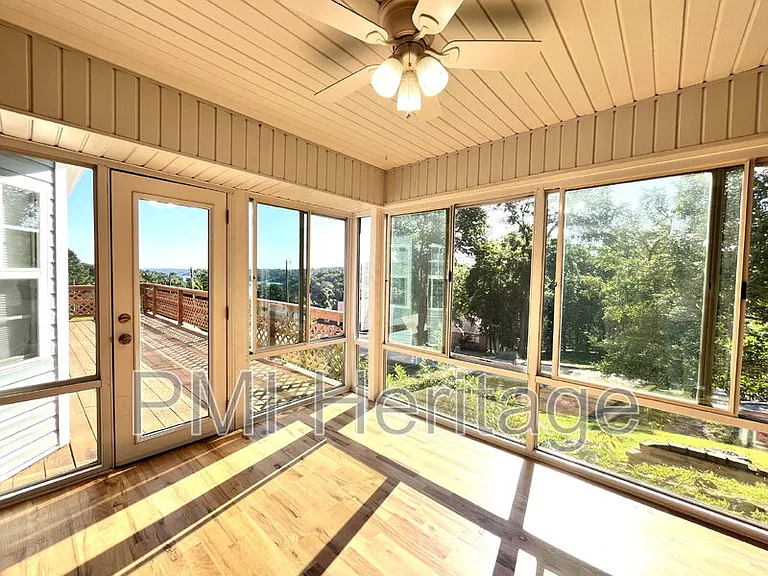 40 Portsmouth Dr — Photo 13