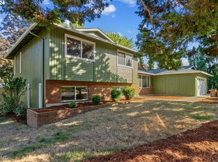11720 SW Hazelwood Loop, Tigard, OR 97223