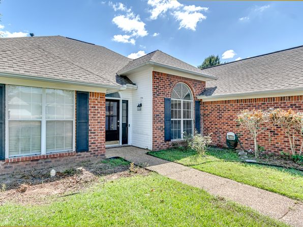 622 Summer Pl