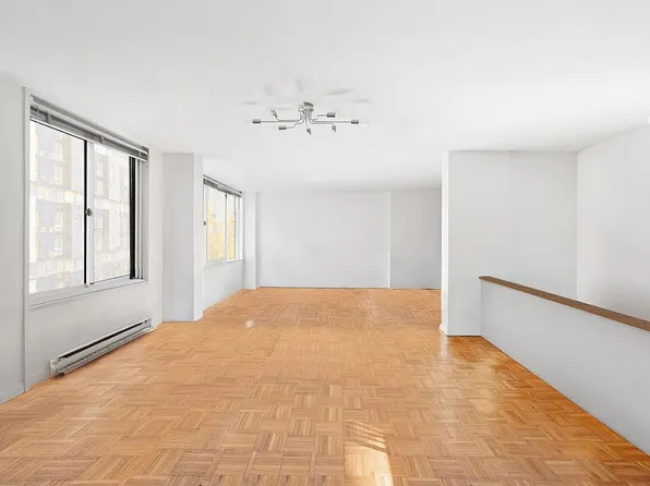 555 Main St #512, New York, NY 10044