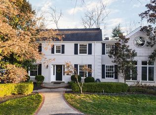 3926 Napanee Rd, Bellewood, KY 40207