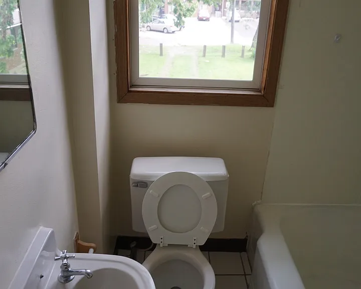 65 E Norwich Ave — Photo 19