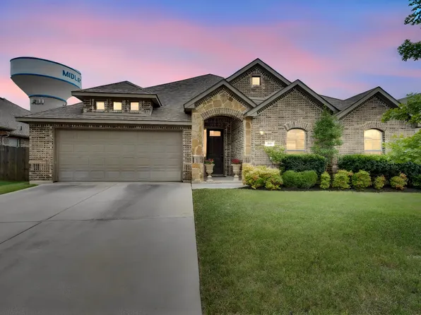 3226 Paisley Dr, Midlothian, TX 76065
