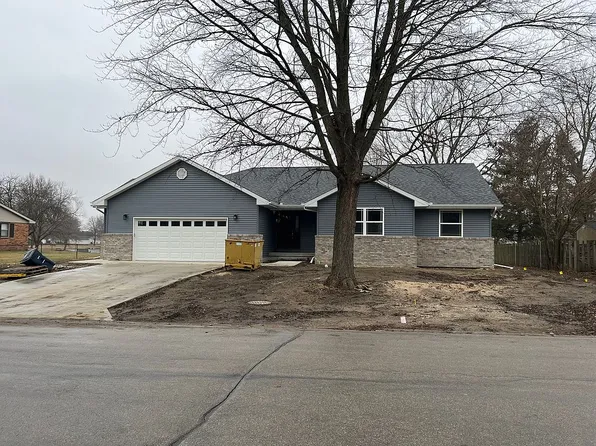 344 Highland Dr, Rantoul, IL 61866