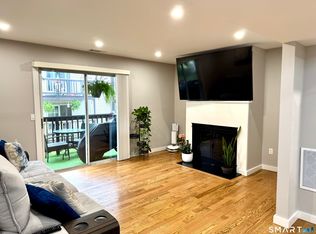 25 Padanaram Rd APT 63, Danbury, CT 06811