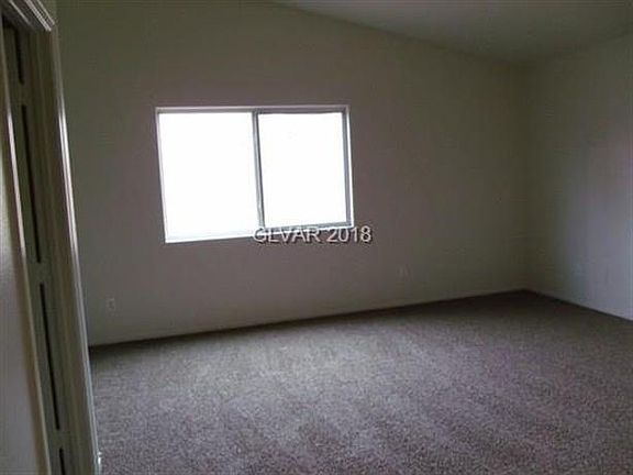 5th image of 2820 King Michael Ave