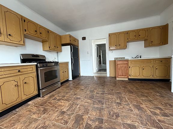 4th image of 661-665 Capitol Ave #3