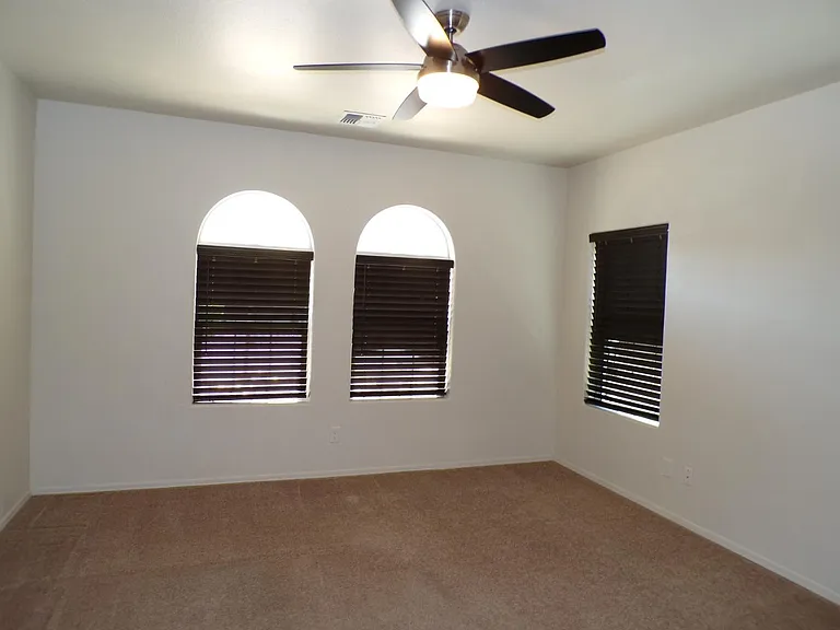 844 Tiablanca Rd — Photo 5