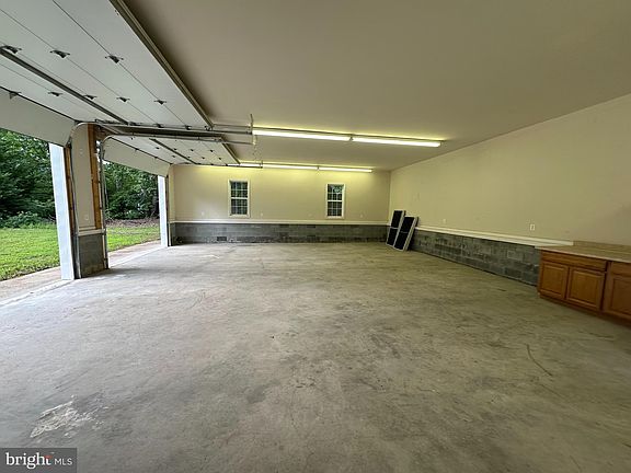 5th image of 63 Town And Country Dr