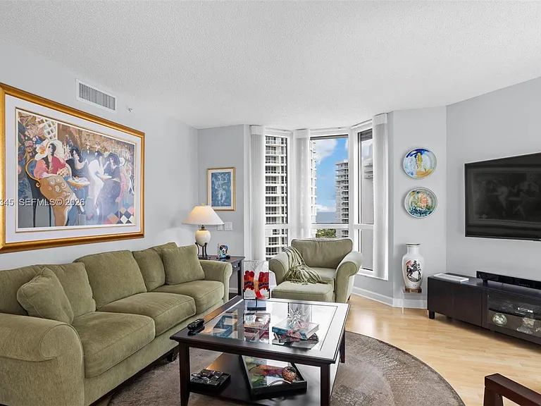 21205 Yacht Club Dr #2403 — Photo 11