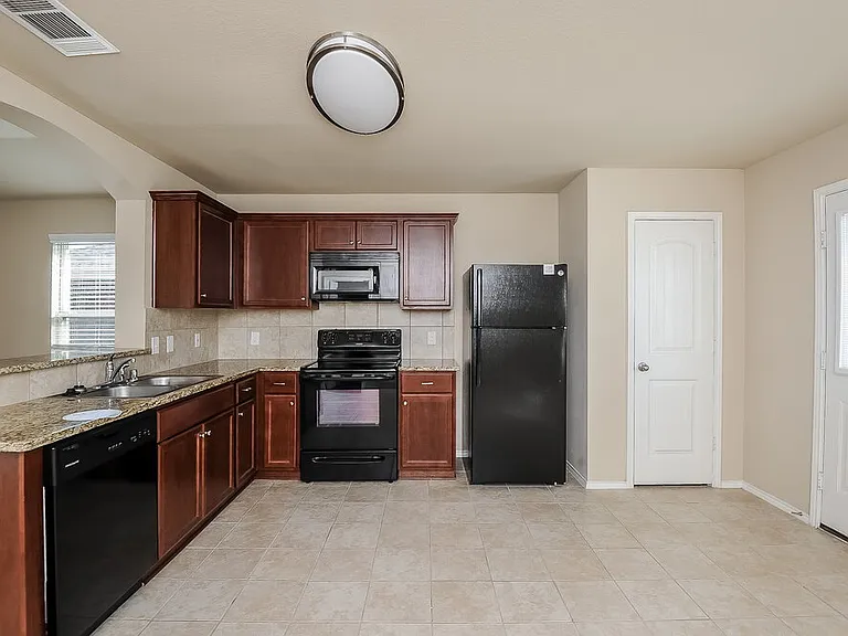 2329 Triston St — Photo 8
