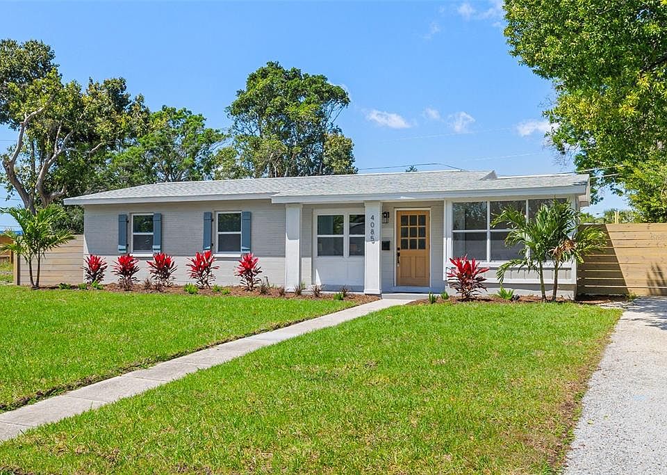 1st image of 4085 NEPTUNE DRIVE SE