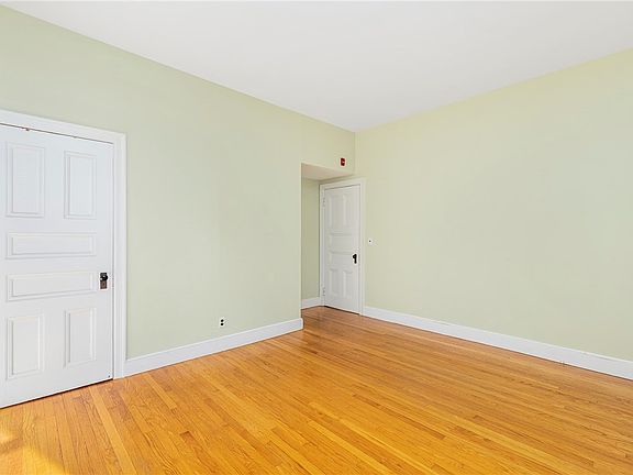 3rd image of 242 Wayland Ave #1