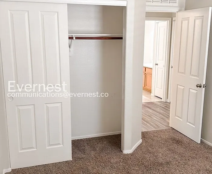 2057 E Calle Arroyo Lindo — Photo 12