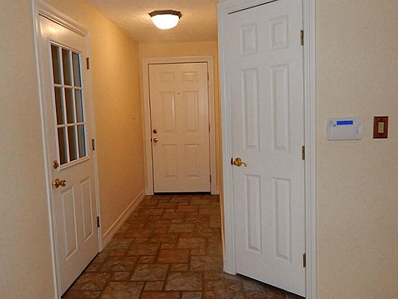 2nd image of 16770 Gleneagle Dr N