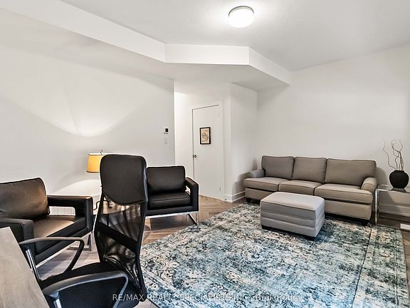 5th image of 2273 Turnberry Rd #41