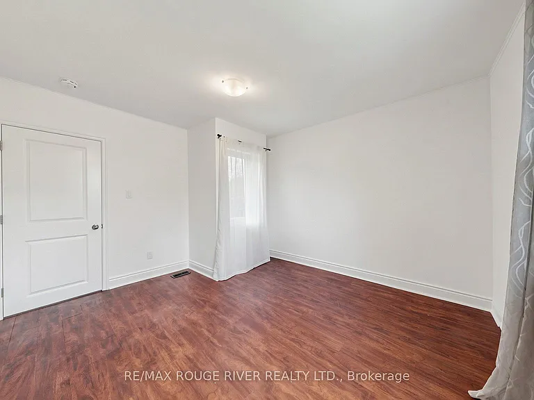 1884 Liverpool Rd — Photo 19