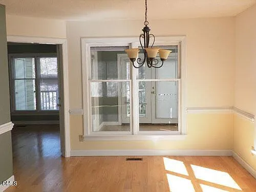 2 bed, 2.5 bath, $1,895 — Photo 4
