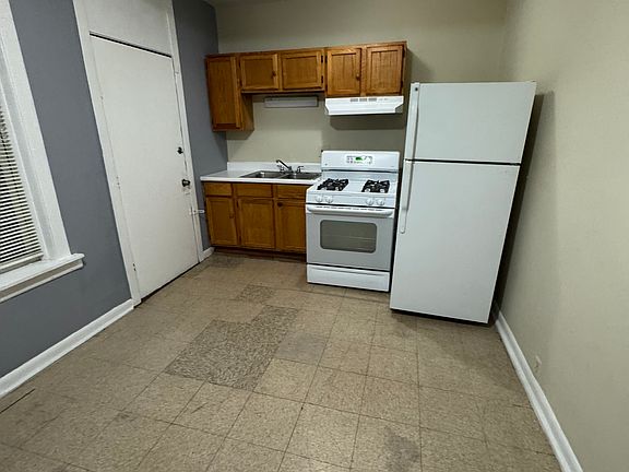 2nd image of 1-8188 S Drexel Ave