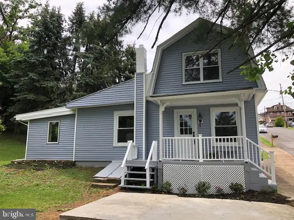 35 N 19th St, Easton, PA 18042