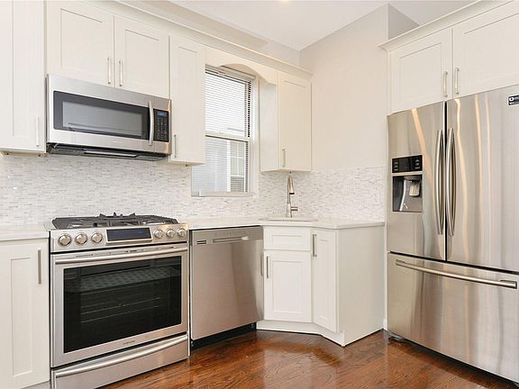 3rd image of 25-12 46th St