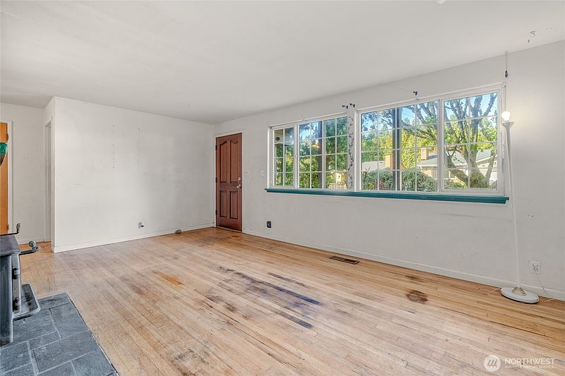 5th image of 1211 N 173rd Street