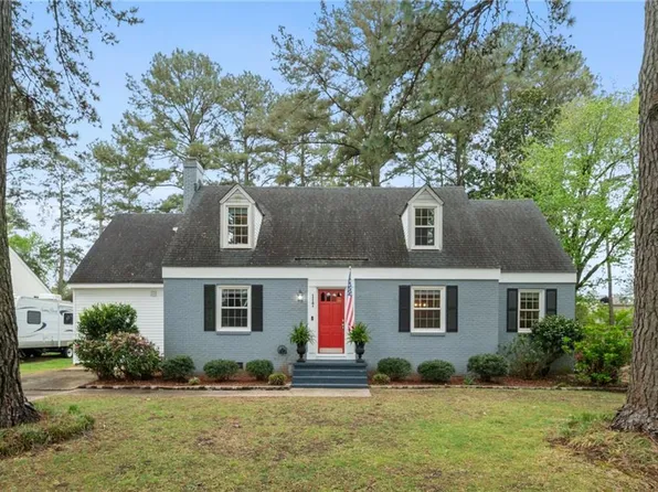 117 Causeway Dr, Chesapeake, VA 23322