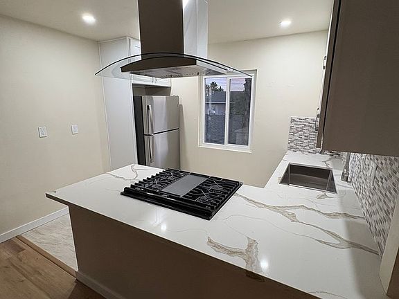 3rd image of 4445 College Ave #51