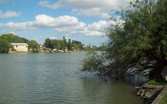 5th image of 116 Resaca Shore Dr S