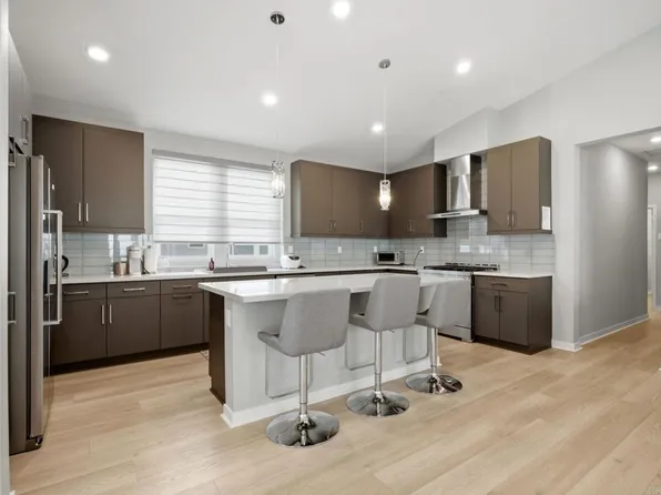 10433 Newbliss Way, San Diego, CA 92126