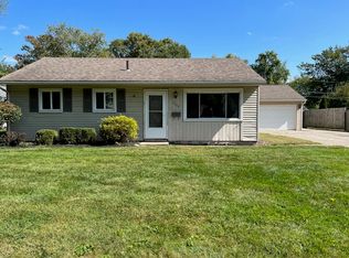 5704 Acres Rd, Sylvania, OH 43560