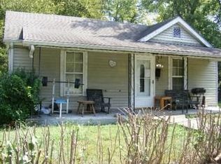 1930 Oak St, Hopkinsville, KY 42240