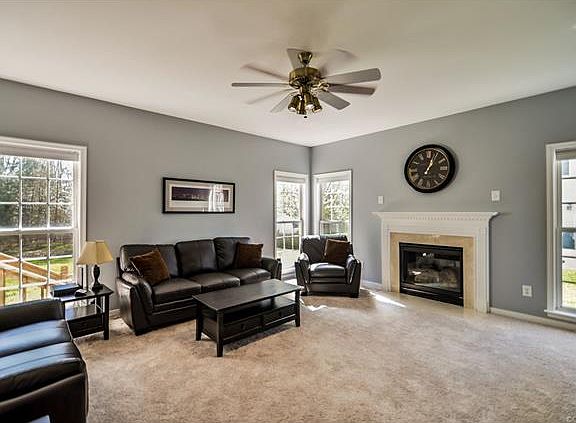 5th image of 10819 Tutelo Ct