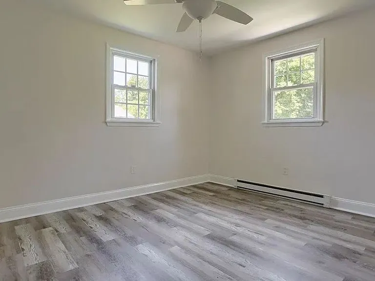 1140 Loop Dr — Photo 13
