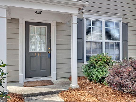 3rd image of 4147 Howell Park Rd