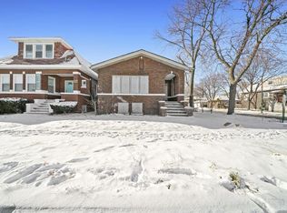 8600 S Loomis Blvd, Chicago, IL 60620