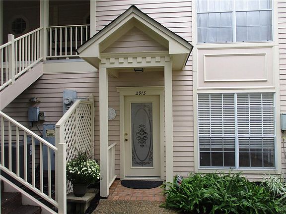 2nd image of 2913 Audubon Trce Unit 2913