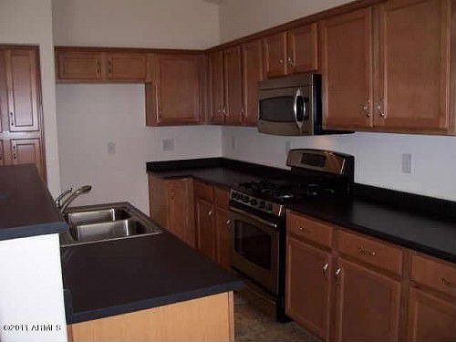 5th image of 4313 W Judson Dr