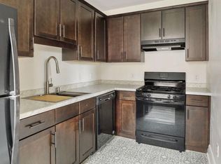 170 Summit Ave, Saint Paul, MN 55102