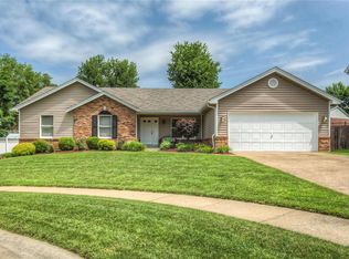 2985 Berwick Ct, Saint Charles, MO 63303