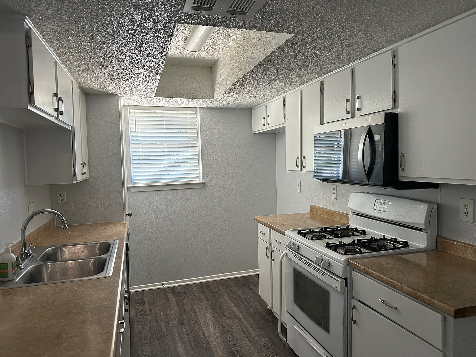 2 bed, 1771 sqft, $1,600 — Photo 4
