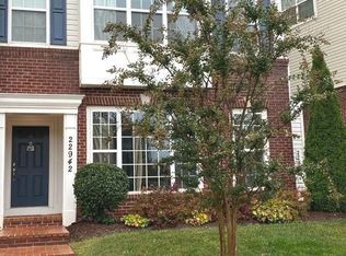 22942 Newcut Rd #2301, Clarksburg, MD 20871