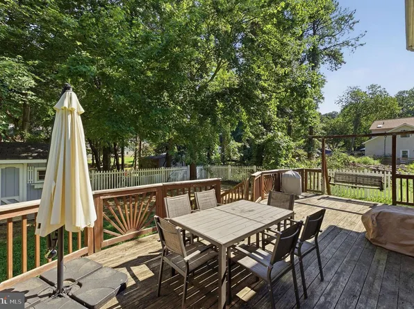 1040 Redeye Rd, Lusby, MD 20657