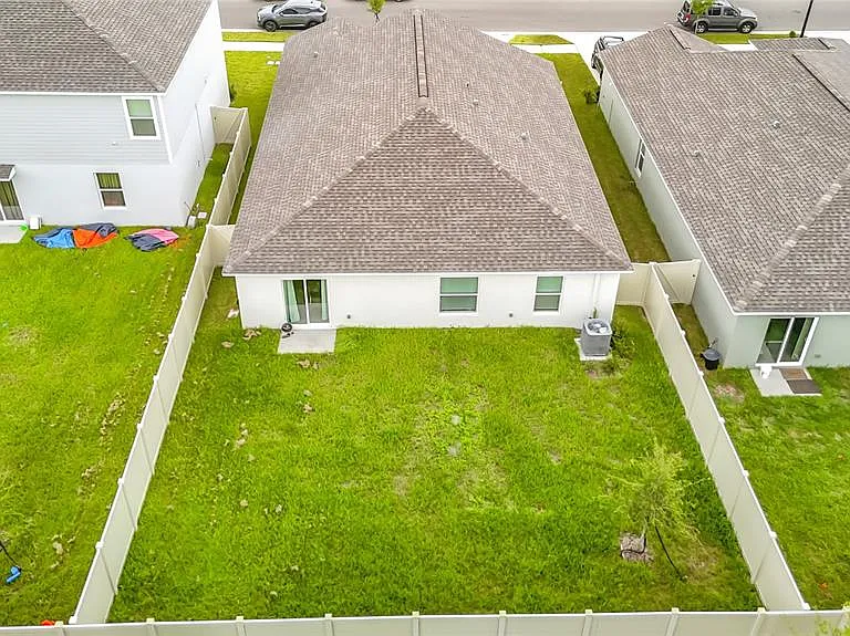 11938 Brae Way — Photo 60