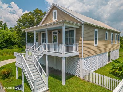 220 Saucier Ave, Pass Christian, MS, 39571