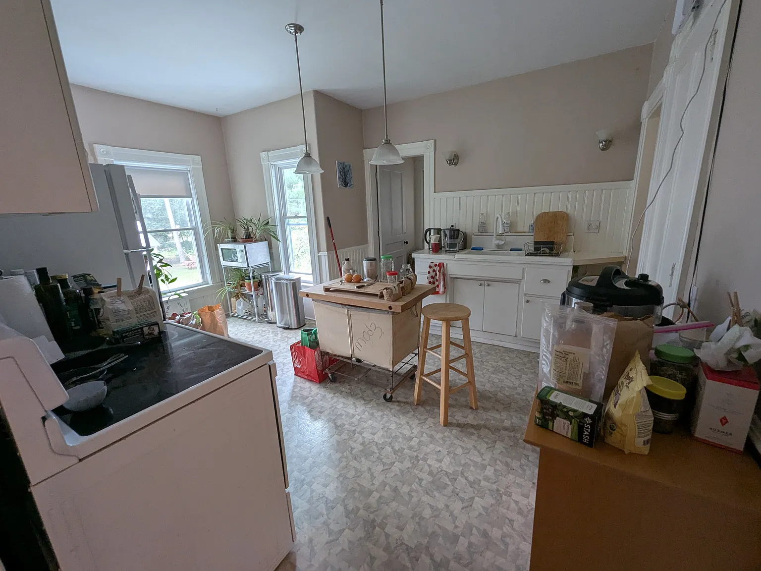 3 bed, 1500 sqft, $1,975 — Photo 3